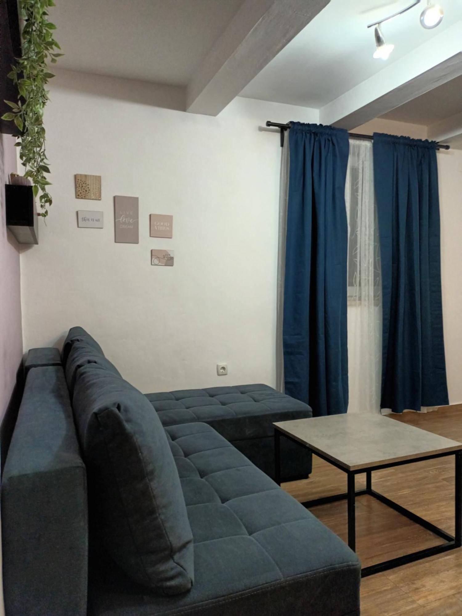Apartment Jazbina *
